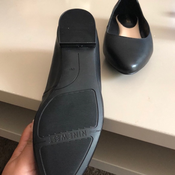 Black casual pointy flats - Picture 3 of 4